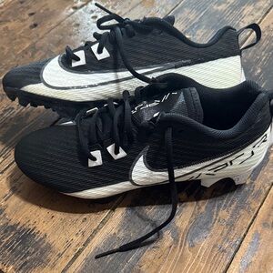 Nike Black and White Youth Baseball Cleats
